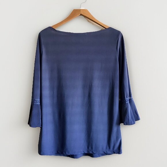 Vintage Tops Plus Top Size M/L Lace Detail Quarter Bell Sleeves Blue - Picture 2 of 5